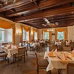 Schloßhotel Althörnitz 3* Bertsdorf
