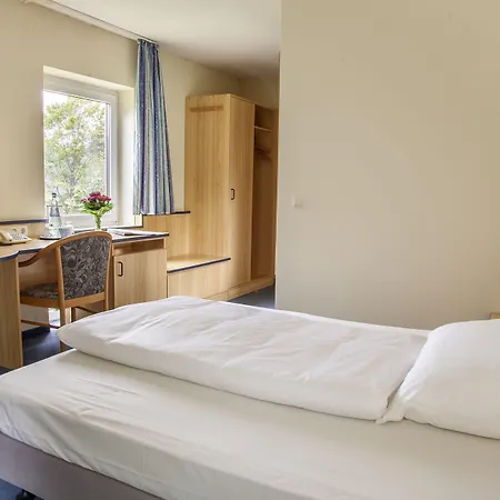 Althoernitz Neubau 3* 베르츠도르프