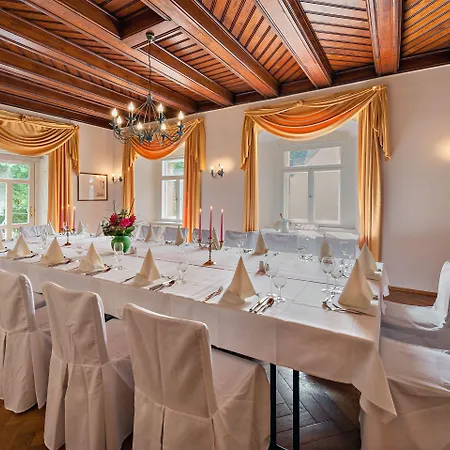 Hotel Schloßhotel Althörnitz 3*